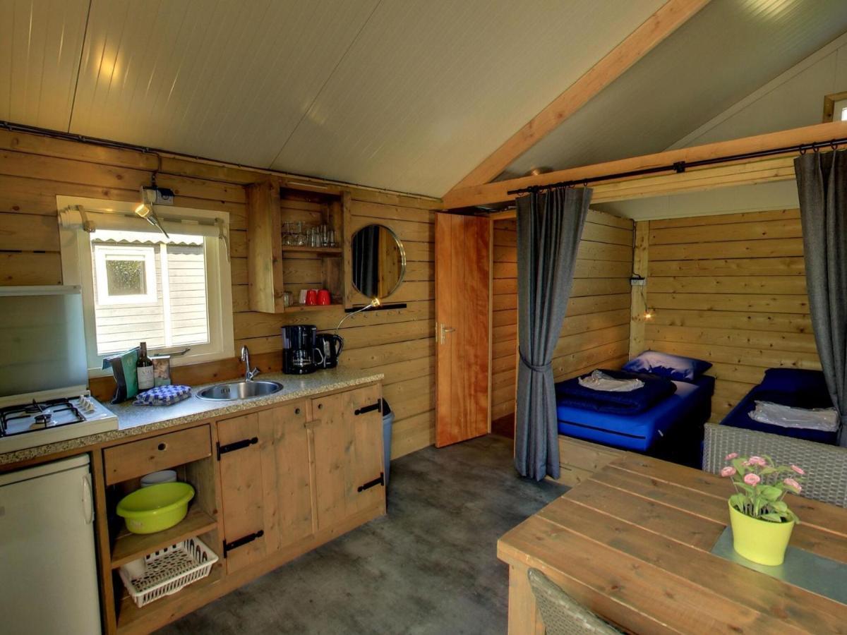 Chalet With Dishwasher, In Natural Environment IJhorst エクステリア 写真
