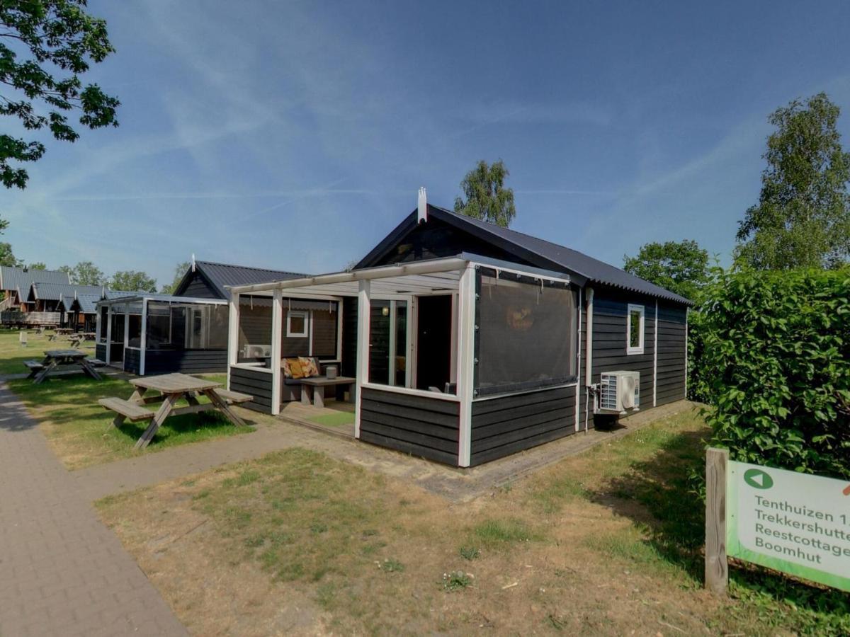 Chalet With Dishwasher, In Natural Environment IJhorst エクステリア 写真